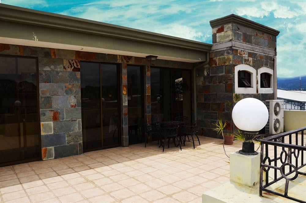 Hotel Plaza Real & 3*