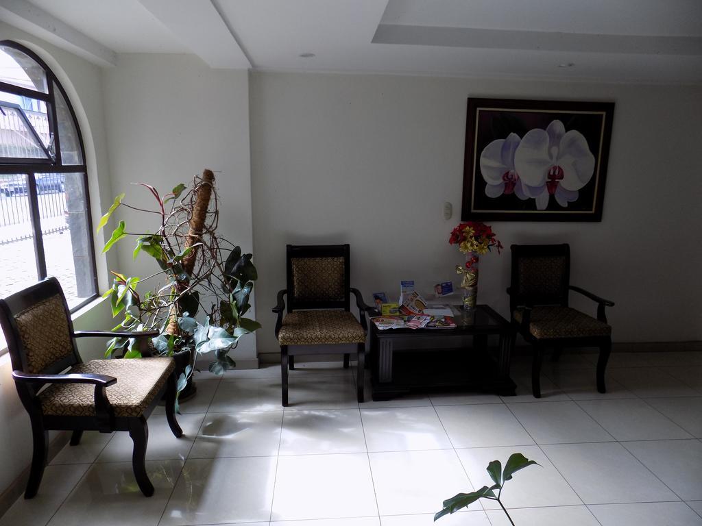 Plaza Real & 3* San José