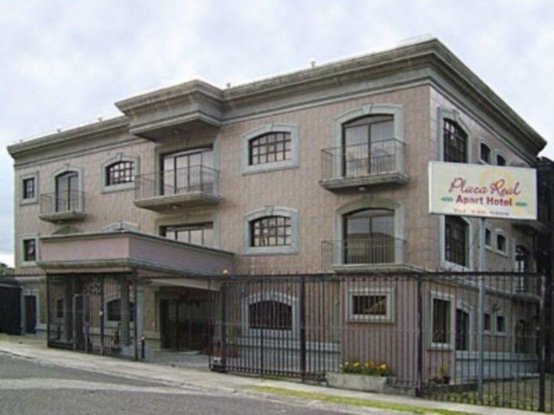 Plaza Real & San José